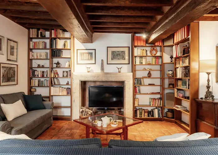 Domus Quiritum Charming, D'Epoca A Campo De' Fiori